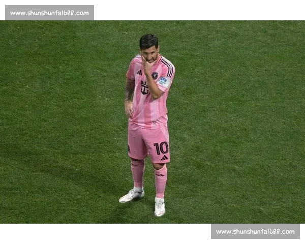 梅西头球造险复刻经典，巴黎 4-0 碾压迈阿密晋级世俱杯八强