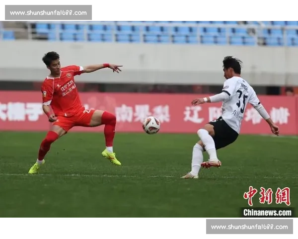 铁西夜燃冲超梦！杨旭陈星领唱，辽宁铁人 3-0 登顶中甲