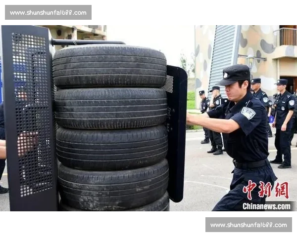 塔尔伯特三回合碾压利马！慢动作解析暴力压制战术